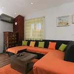 Tonka Apartman