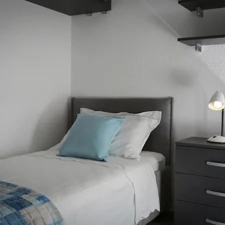 Tonka アパート スペタル